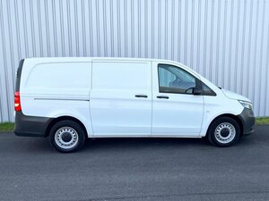 Mercedes-Benz Vito 116 Kasten BASE lang LED DAB PDC KAMERA 27.911 km 41.990 &euro; Sangerhausen 06526