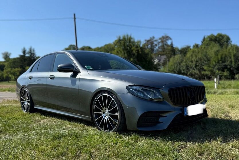 Mercedes-Benz E 300 104.000 km 32.599 € Niederstotzingen 89168