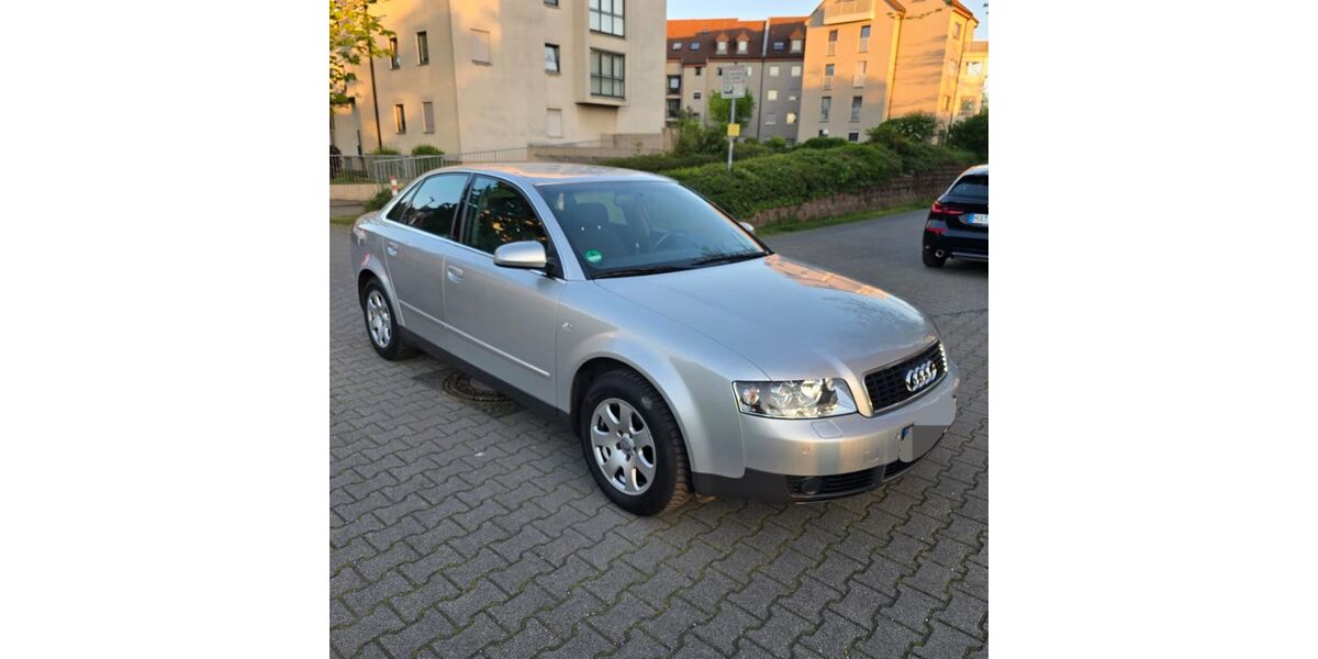 Audi A4 89.000 km 4.300 &euro; Mannheım 68307