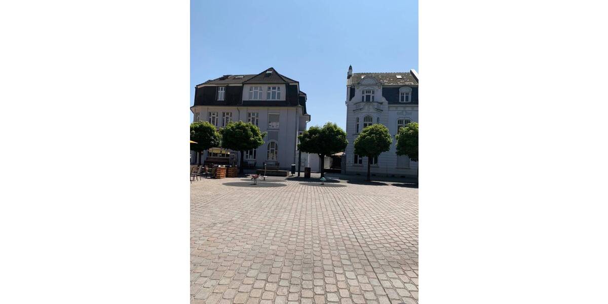 Einfamilienhaus Troisdorf - 9 Zimmer, 234 m&sup2;, 999.000&euro; | Angebot:26658259