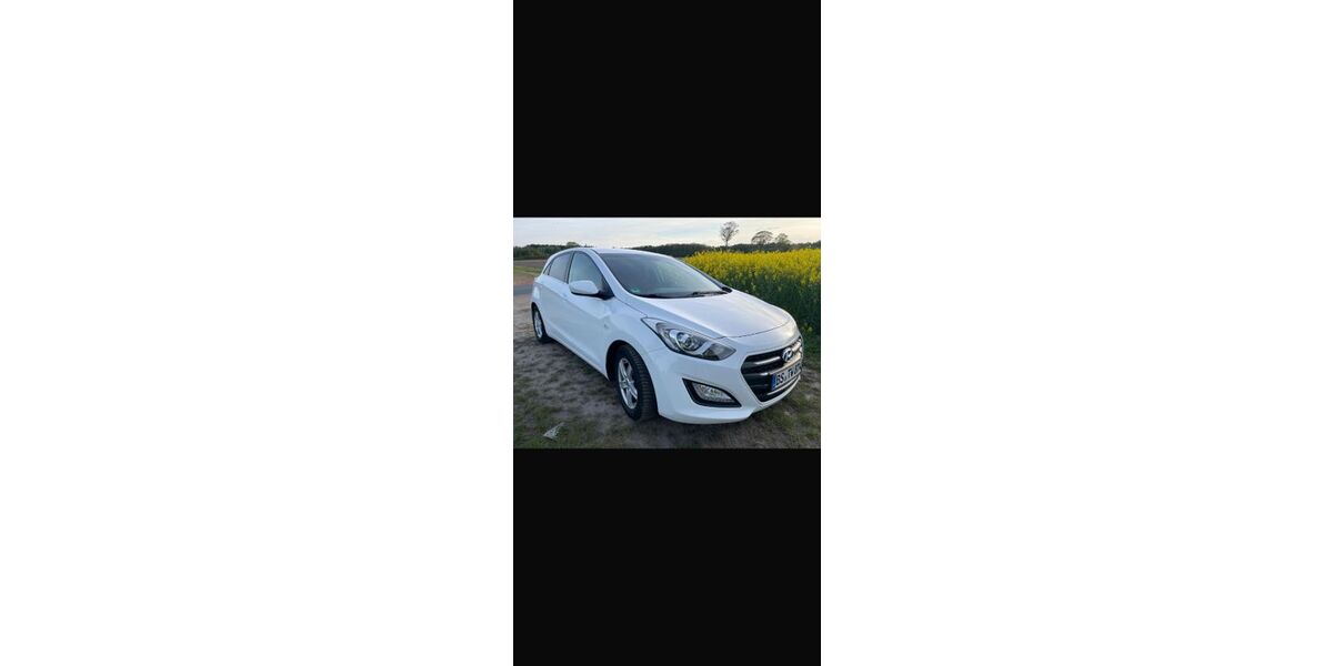 Hyundai i30 112.000 km 7.700 &euro; Braunschweig 38118