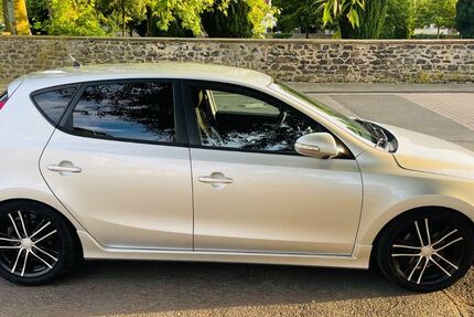 Hyundai i30 217.000 km 2.650 &euro; Florstadt 61197