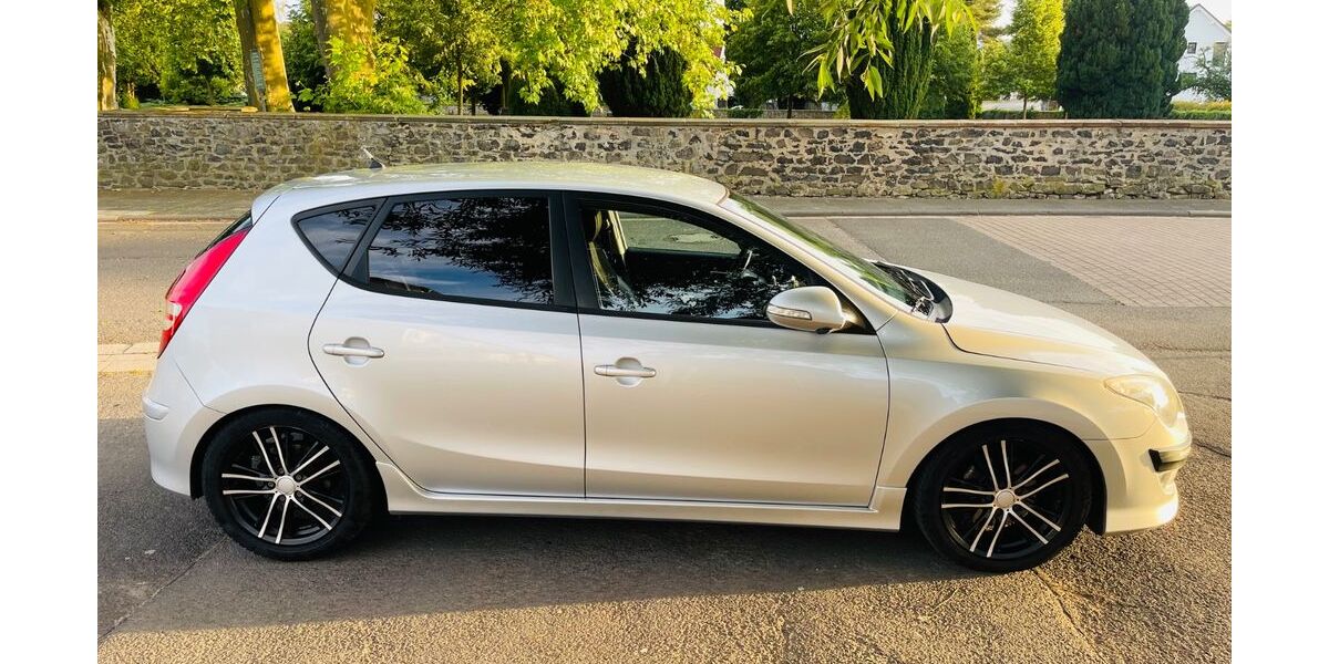 Hyundai i30 217.000 km 2.650 &euro; Florstadt 61197