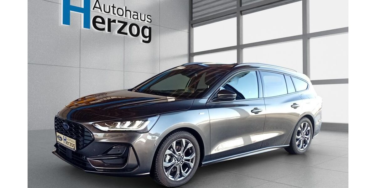 Ford Focus 13.200 km 24.490 &euro; Schramberg 78713