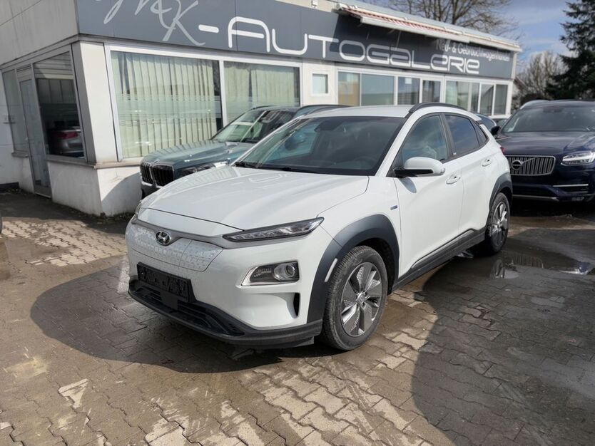 Hyundai KONA 116.000 km 16.490 € Ulm-Jungingen 89081