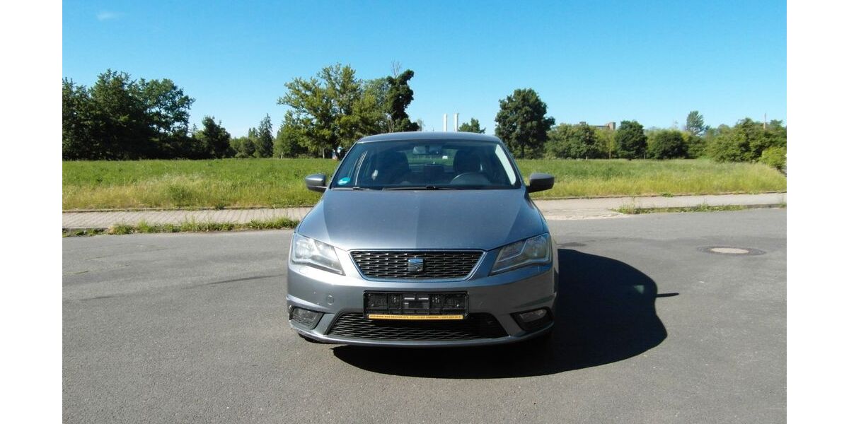 Seat Toledo 228.226 km 4.899 &euro; Dresden 01237