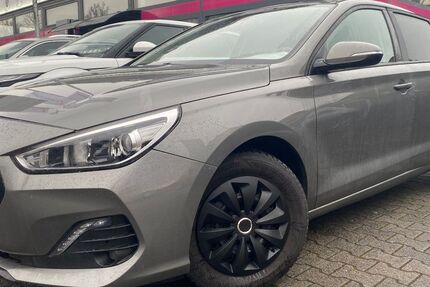 Hyundai i30 83.324 km 10.499 &euro; Hanau 63450
