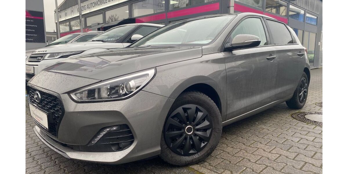 Hyundai i30 83.324 km 10.499 &euro; Hanau 63450