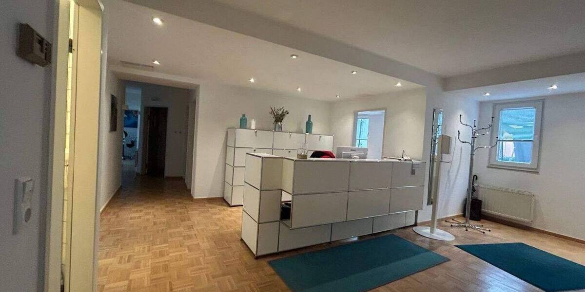 Gewerbeobjekt Lüdenscheid Staberg - 4 Zimmer, 147 m&sup2;, 1.350&euro; | Angebot:26851332