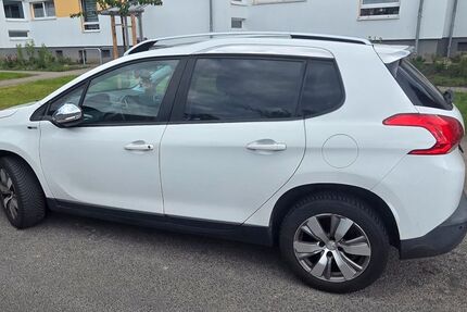 Peugeot 2008 103.169 km 7.800 &euro; Hamburg 22143