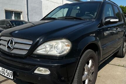 Mercedes-Benz ML 270 211.000 km 6.700 &euro; Hattersheim 65795
