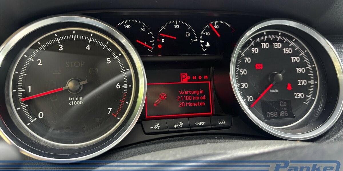 Peugeot 508 Active 1.6 EAT*HUD*SHZ*Xenon*NAV*PDC*BT* 98.186 km 9.980 &euro; Berlin 13187