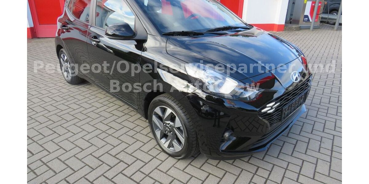 Hyundai i10 10.000 km 16.490 &euro; Hitzacker 29456