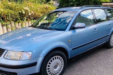 VW Passat 192.000 km 2.500 &euro; Frankfurt am Main 60435