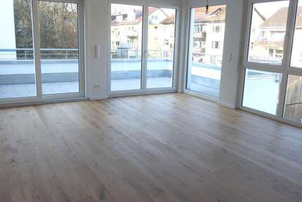 Wohnung Waiblingen - 4 Zimmer, 140 m&sup2;, 2.360&euro; | Angebot:26988864