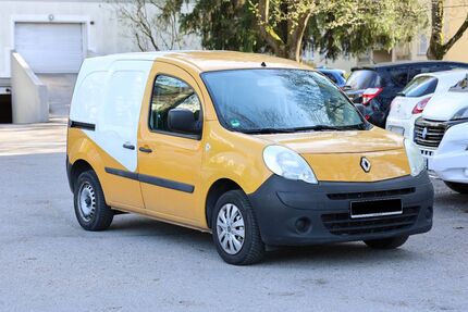Renault Kangoo 221.880 km 3.990 &euro; München 81369