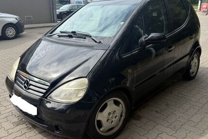 Mercedes-Benz A 190 107.000 km 2.750 € Berlin 13127