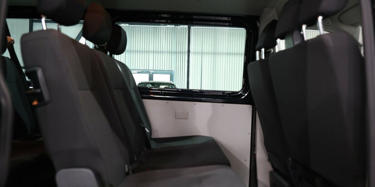VW T6 Kombi TRANSPORTER 2.0 TDI / 9-SITZER / AHK 137.000 km 18.991 &euro; Hamm 59077
