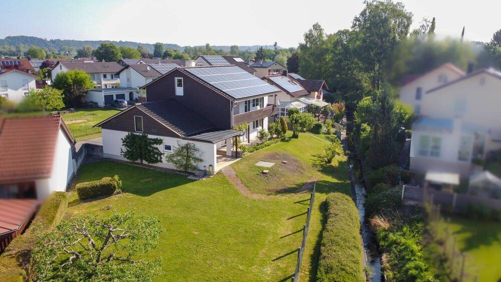 Einfamilienhaus Neuötting - 8 Zimmer, 229 m&sup2;, 660.000&euro; | Angebot:26541162