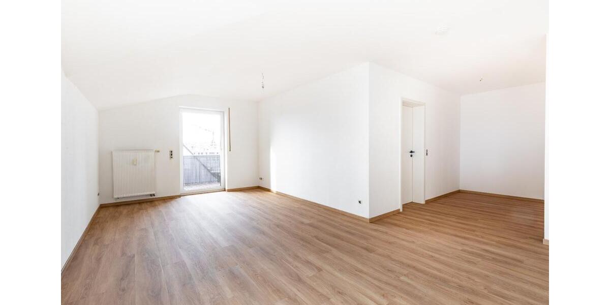 Dachgeschoßwohnung Ergoldsbach Langenhettenbach - 2 Zimmer, 72 m&sup2;, 770&euro; | Angebot:25078922