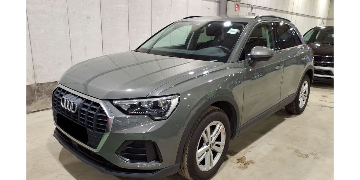 Audi Q3 102.000 km 22.491 &euro; Kelkheim 65779