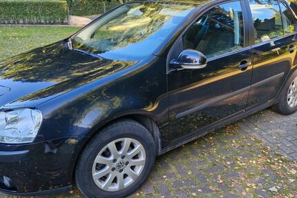 VW Golf 193.000 km 3.190 &euro; Münsterdorf 25587