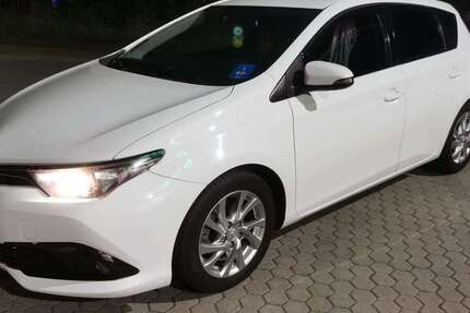 Toyota Auris 168.324 km 10.450 € Güstrow 18273