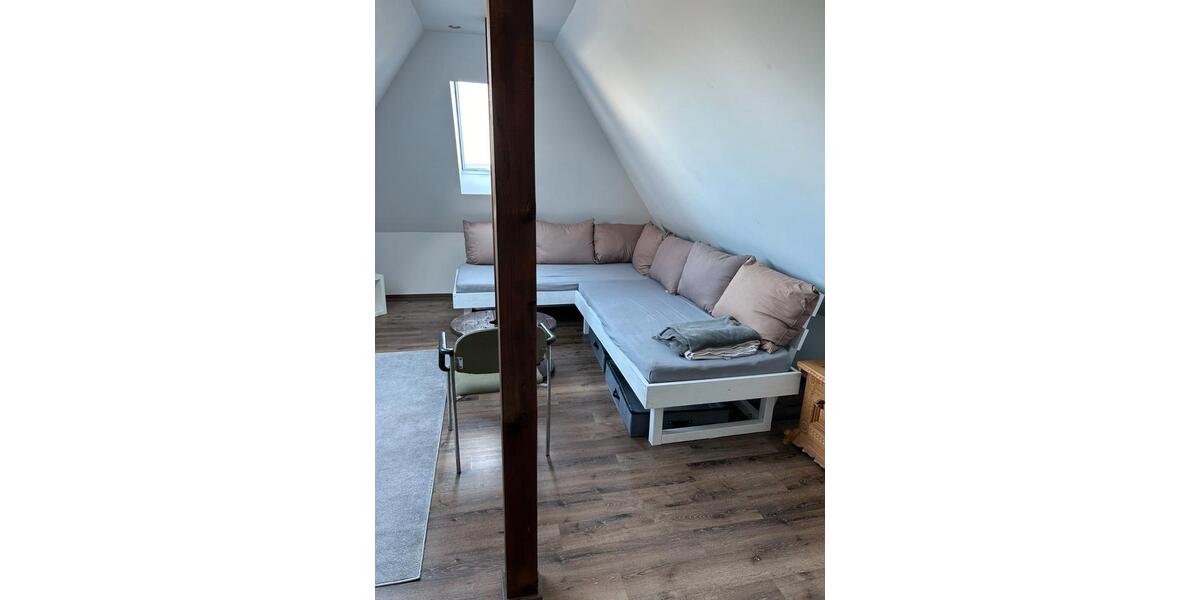 Etagenwohnung Lindlar - 6 Zimmer, 50 m&sup2;, 600&euro; | Angebot:26028912