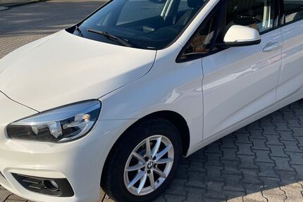 BMW 216 44.643 km 13.450 &euro; Bürgel OT Silbertal 07616