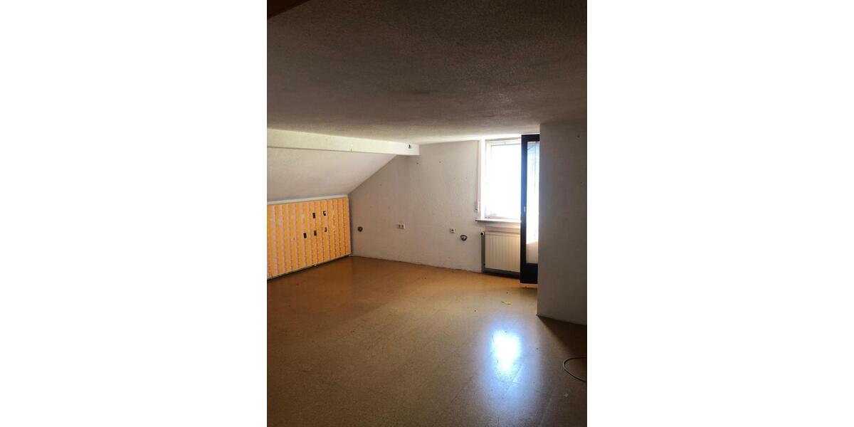 Einfamilienhaus Boxberg - 4.5 Zimmer, 110 m&sup2;, 240.000&euro; | Angebot:27050159