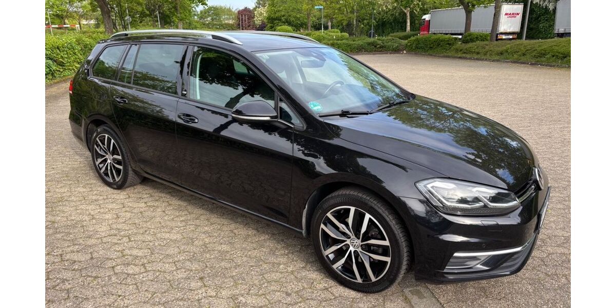 VW Golf 150.500 km 12.500 &euro; Aachen 52078
