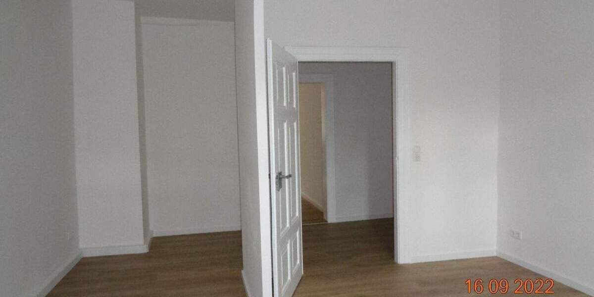 Etagenwohnung Naumburg (Saale) Naumburg - 3 Zimmer, 105 m&sup2;, 755&euro; | Angebot:26378199