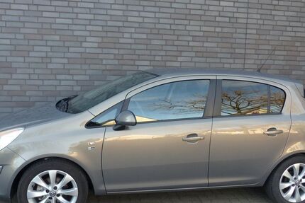 Opel Corsa 79.000 km 6.900 &euro; Hannover 30179