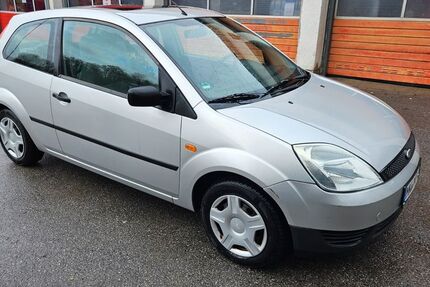 Ford Fiesta 189.100 km 1.195 &euro; Menden 58710