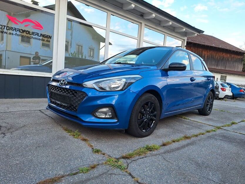 i20