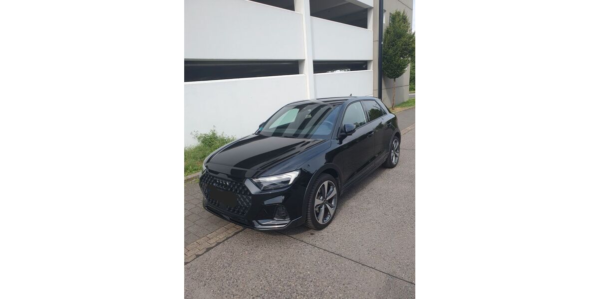 Audi A1 10.500 km 28.987 &euro; Köln 50859