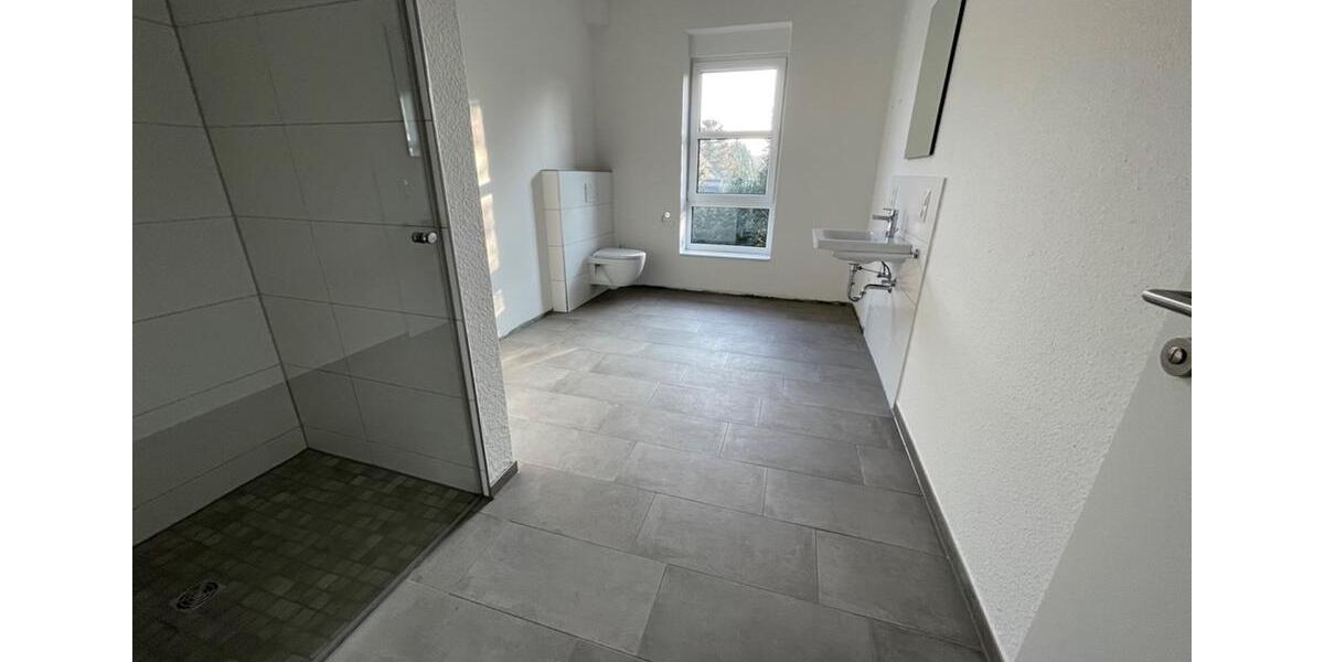 Reihenhaus Lingen (Ems) Damaschke - 3 Zimmer, 120 m&sup2;, 1.200&euro; | Angebot:25301736