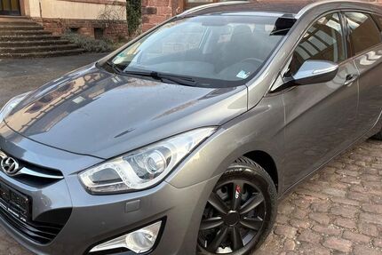 Hyundai i40 119.368 km 6.499 &euro; Freudenberg 97896