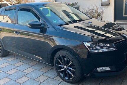 Skoda Fabia 50.000 km 15.500 &euro; Weichering 86706