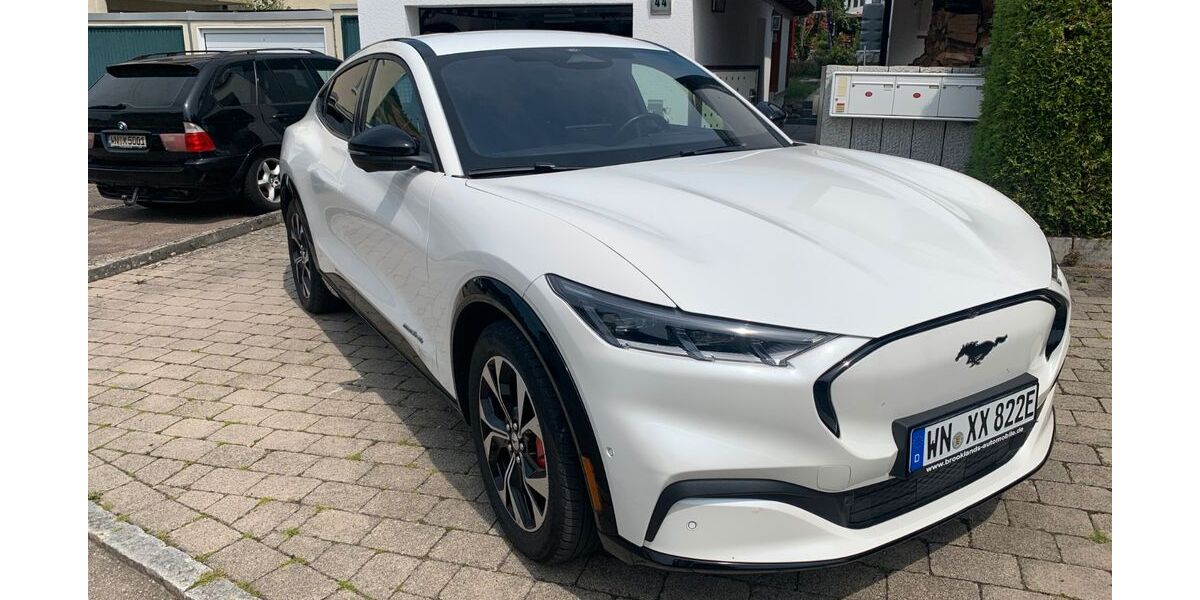 Ford Mustang Mach-E 39.000 km 26.950 € Weinstadt 71384