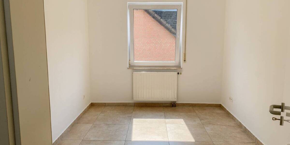 Mehrfamilienhaus, Wohnhaus Sinzig Westum - 8 Zimmer, 184 m&sup2;, 559.000&euro; | Angebot:25777194