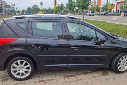 Peugeot 207 190.300 km 1.800 € Manching 85077