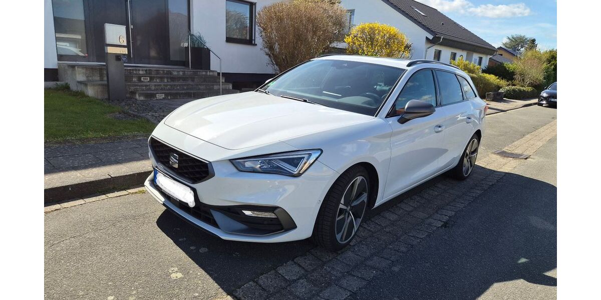 Seat Leon 64.900 km 21.900 &euro; Wolfsburg 38442