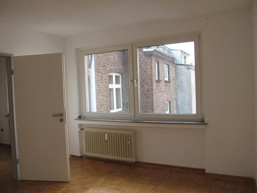 Attraktive Maisonette-Wohnung 125qm 3.+4.OG zimmer