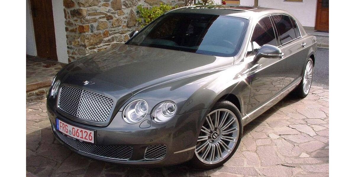 Bentley Flying Spur 4.200 km 100.500 &euro; Neuschönau 94556