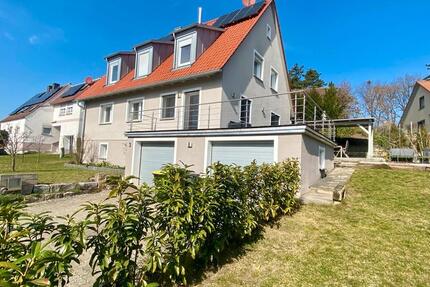 Haus Werneck - 5.5 Zimmer, 150 m&sup2;, 2.200&euro; | Angebot:26026458