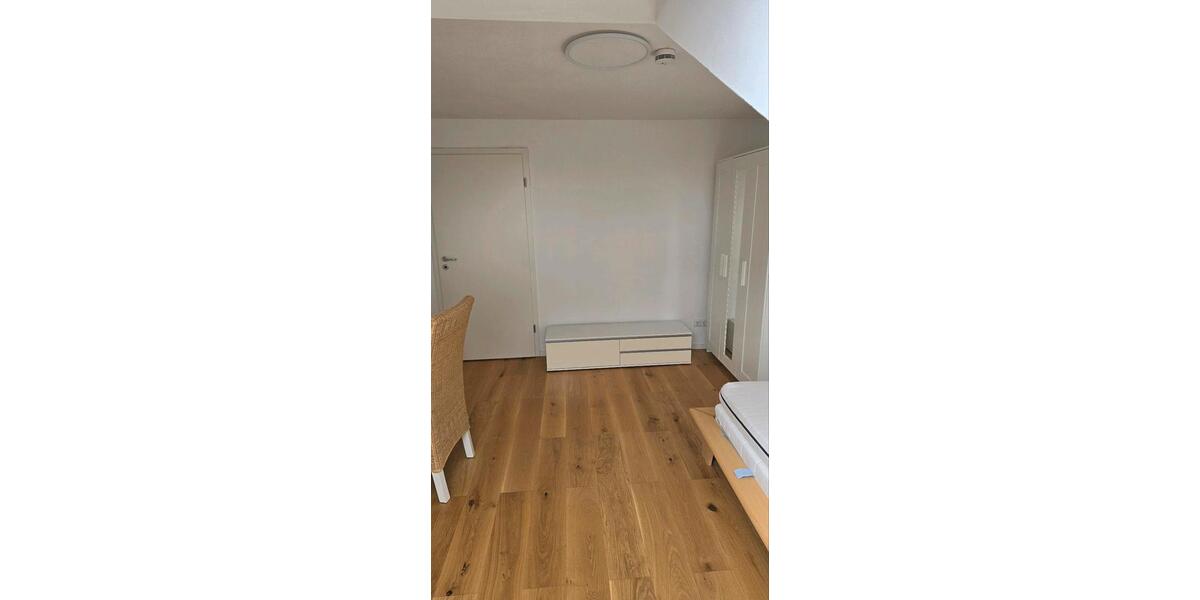 Dachgeschoßwohnung München Pasing-Obermenzing - 1.5 Zimmer, 36 m&sup2;, 1.285&euro; | Angebot:25918860