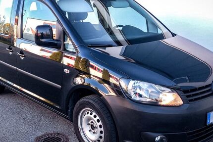 VW Caddy 219.731 km 4.900 &euro; Landau 94405