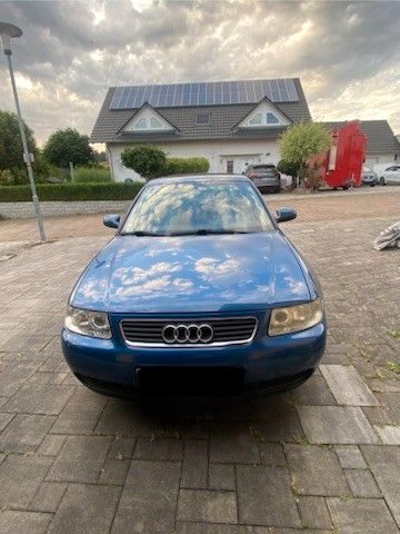 Audi A3 215.900 km 2.399 &euro; Binau 74862