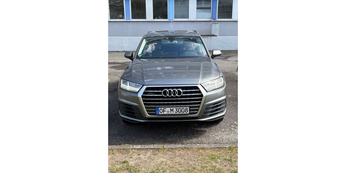 Audi Q7 188.702 km 25.800 &euro; Offenbach am Main 63067